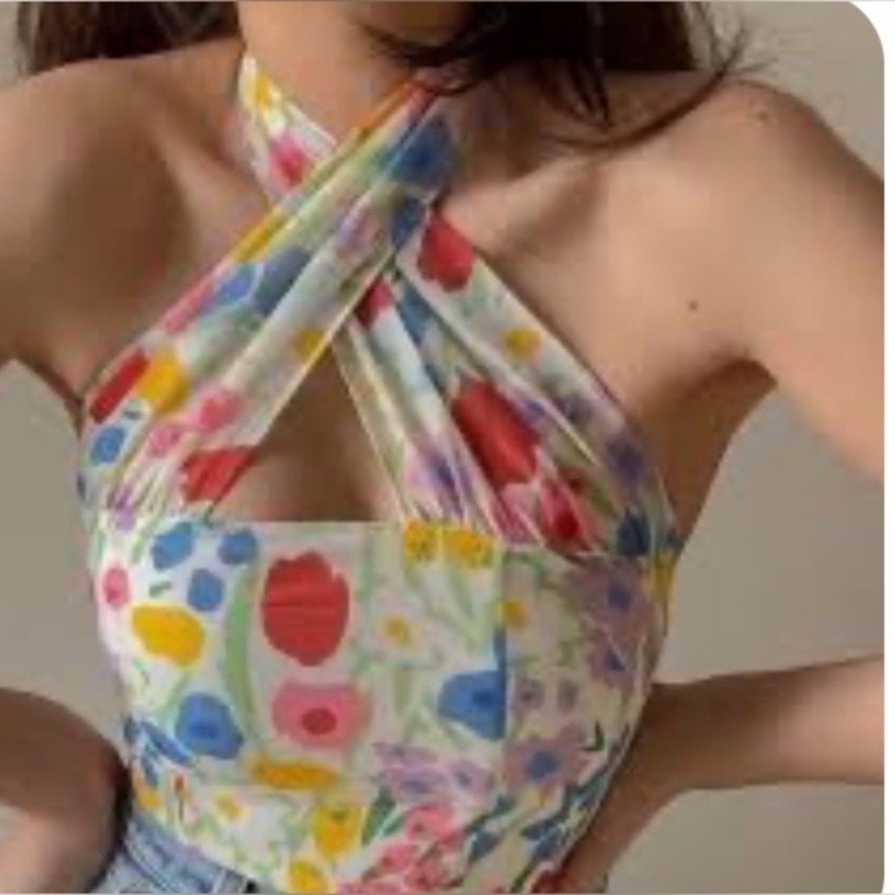 With Jean Tulip Top‎ Garden Party - size XS Halter top